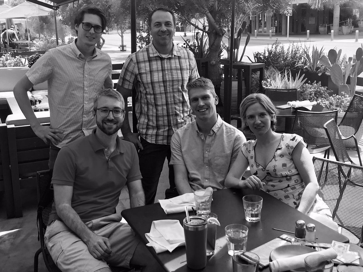 oh my god twitter doesn’t include alt text from images in their API