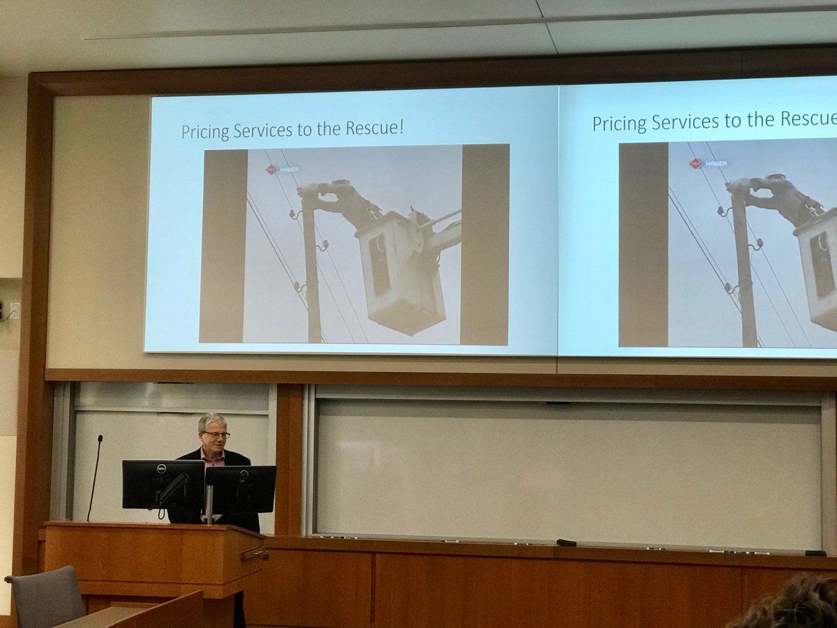 oh my god twitter doesn’t include alt text from images in their API