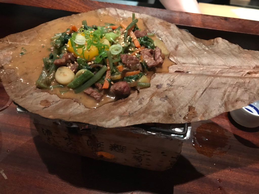 oh my god twitter doesn’t include alt text from images in their API